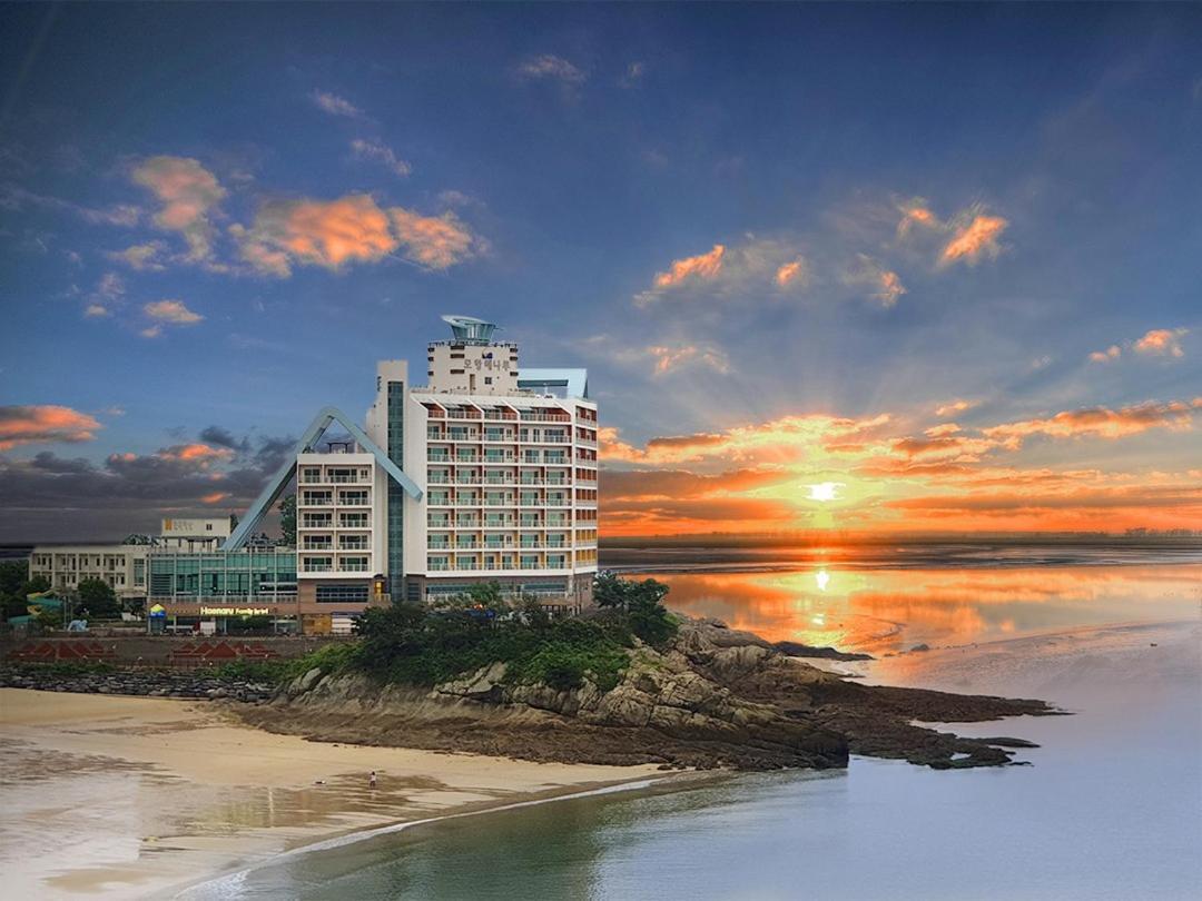 Mohang Haenaru Family Hotel 扶安 外观 照片