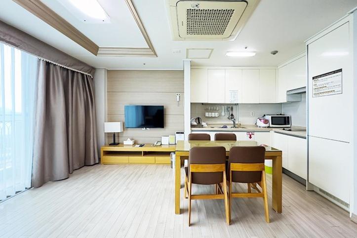 Mohang Haenaru Family Hotel 扶安 客房 照片