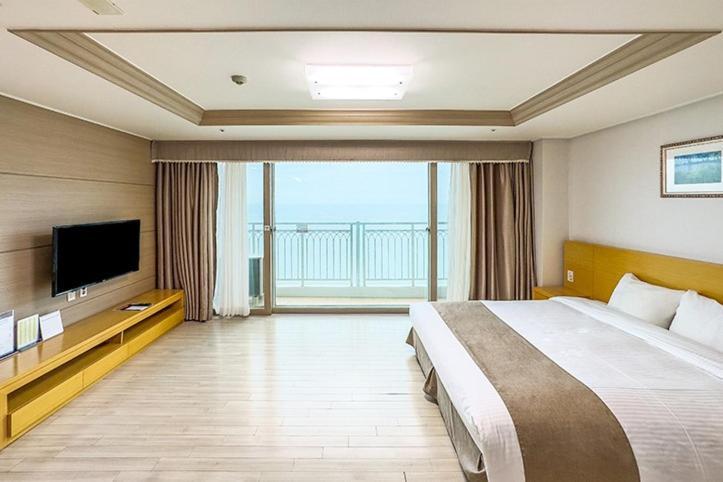 Mohang Haenaru Family Hotel 扶安 客房 照片