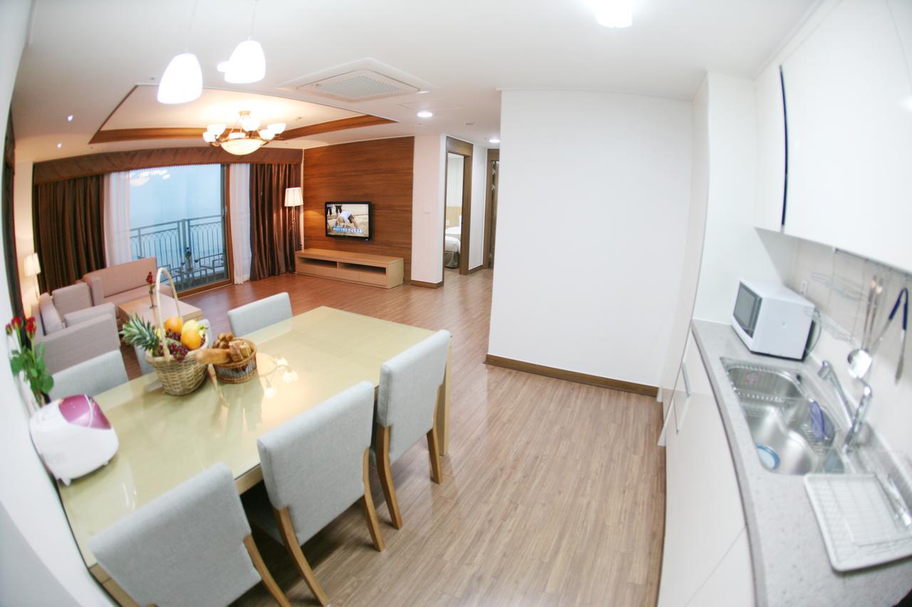 Mohang Haenaru Family Hotel 扶安 外观 照片