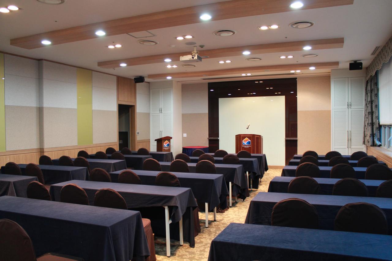 Mohang Haenaru Family Hotel 扶安 外观 照片