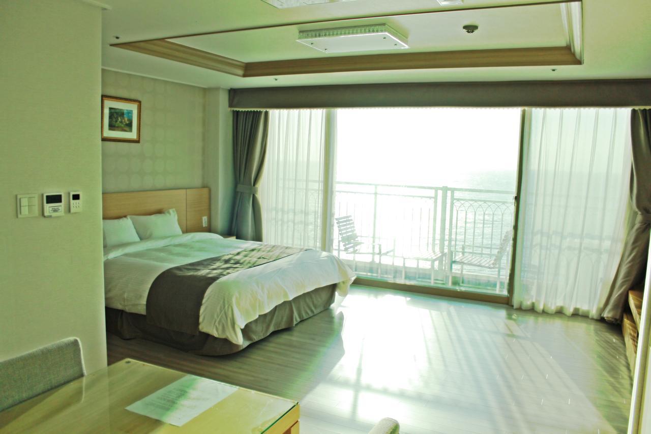 Mohang Haenaru Family Hotel 扶安 外观 照片