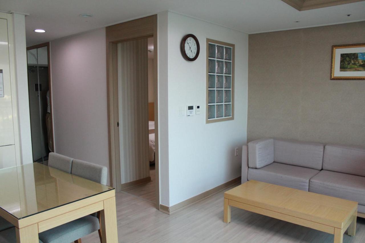 Mohang Haenaru Family Hotel 扶安 外观 照片